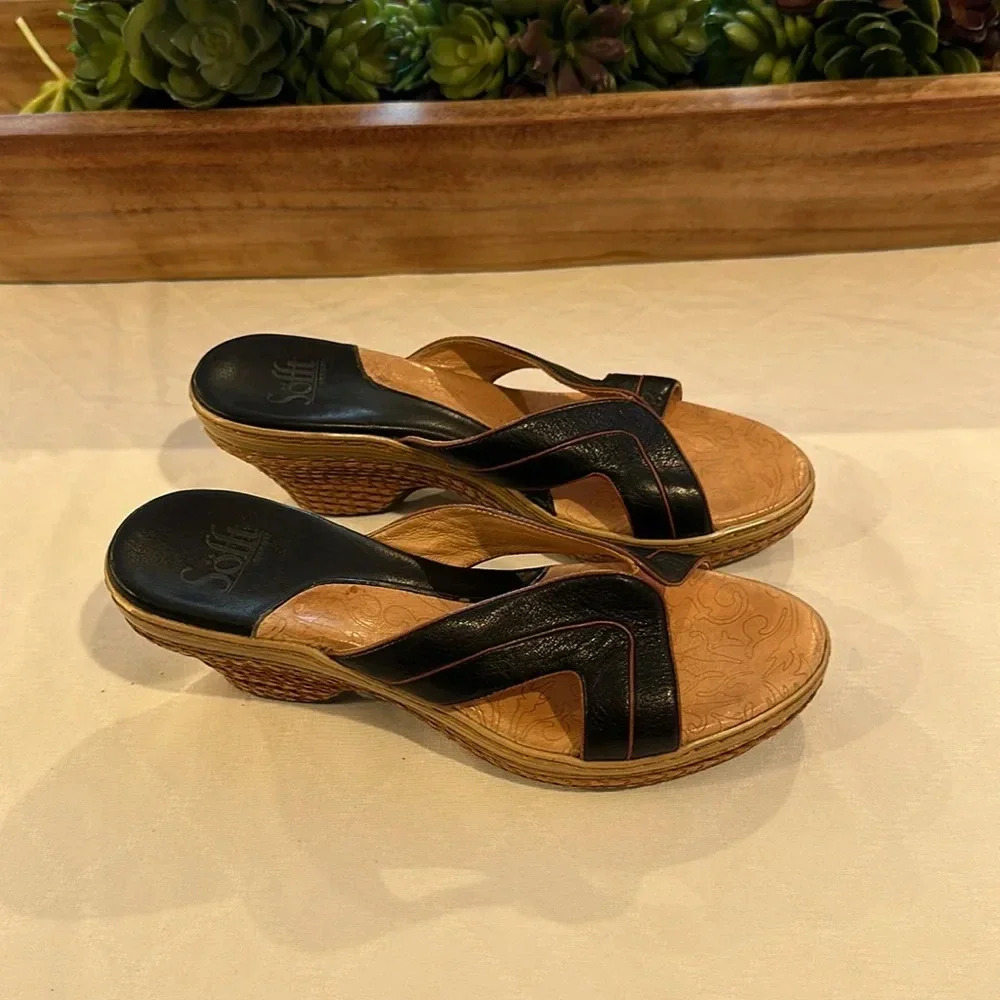 Sofft wedge heeled sandal sandals black tan leather size 7 EUC